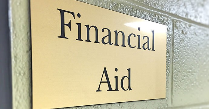 Understanding University-Based Financial Aid vs External
